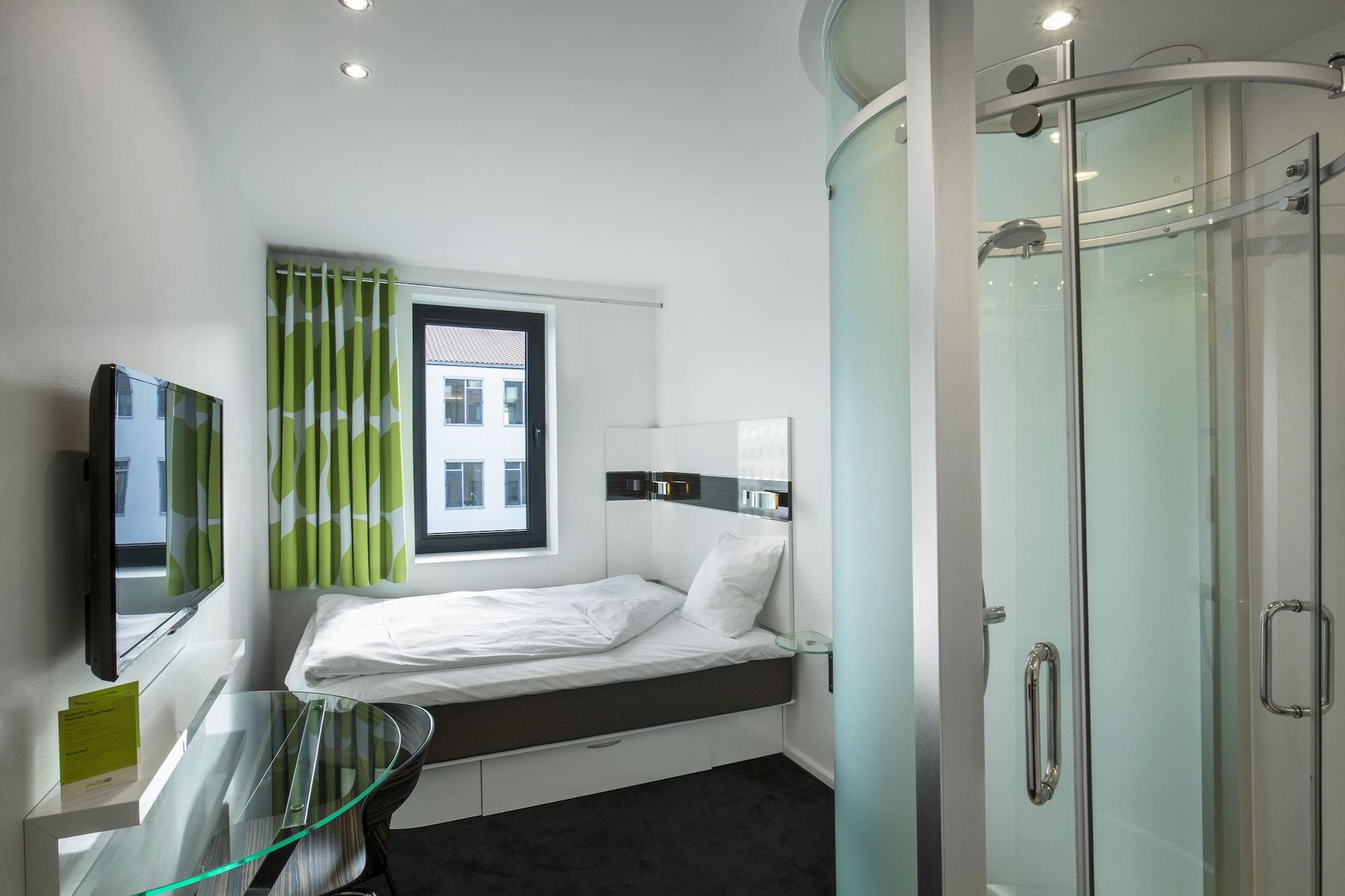 Wakeup - Aarhus Hotel Bagian luar foto