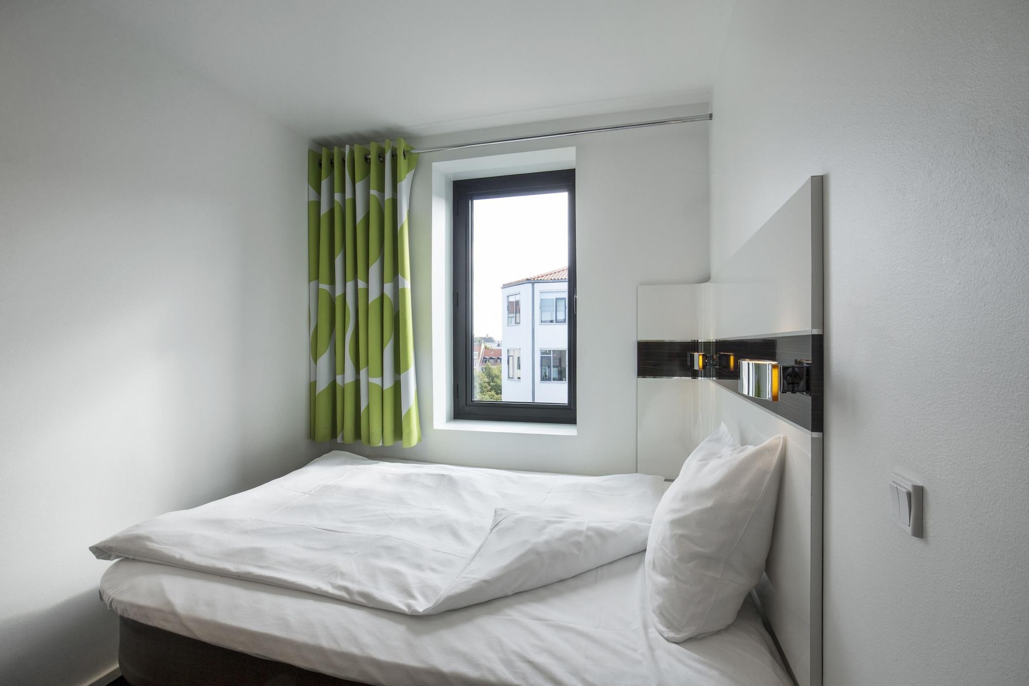 Wakeup - Aarhus Hotel Bagian luar foto