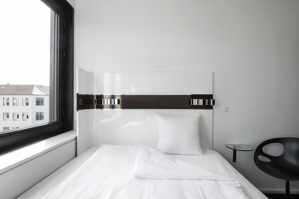 Wakeup - Aarhus Hotel Bagian luar foto