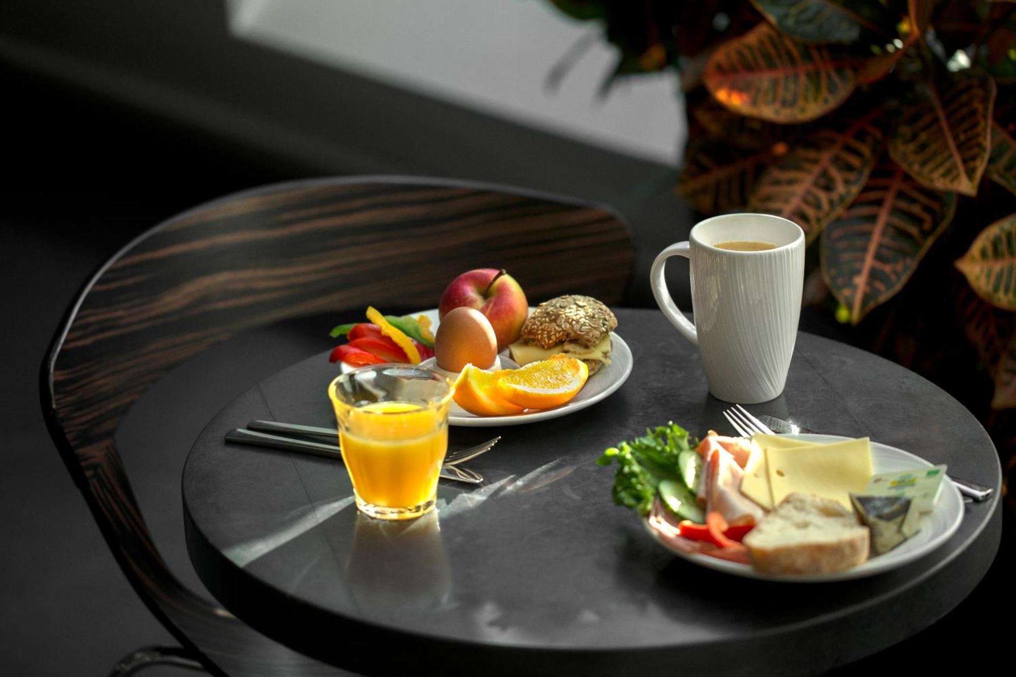 Wakeup - Aarhus Hotel Bagian luar foto