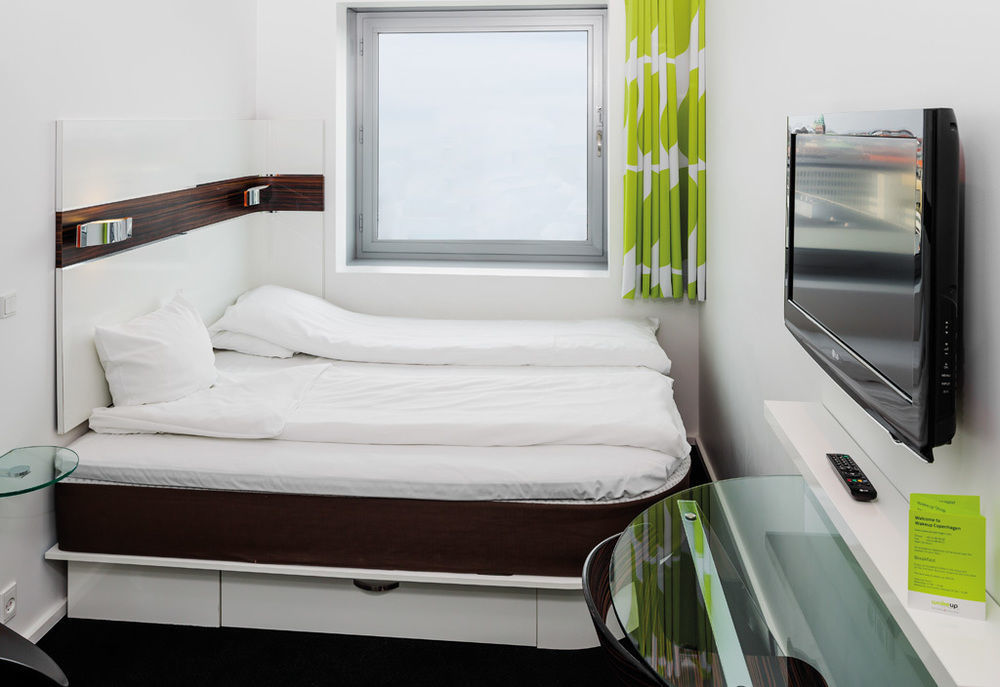 Wakeup - Aarhus Hotel Bagian luar foto