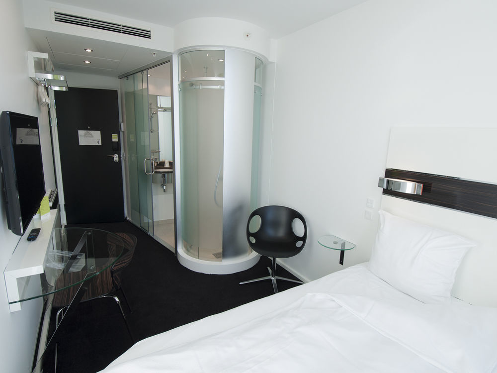 Wakeup - Aarhus Hotel Bagian luar foto